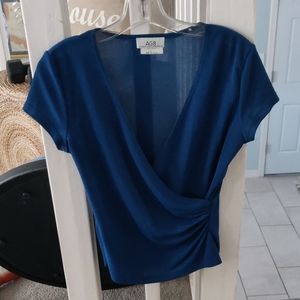 Low cute blue blouse